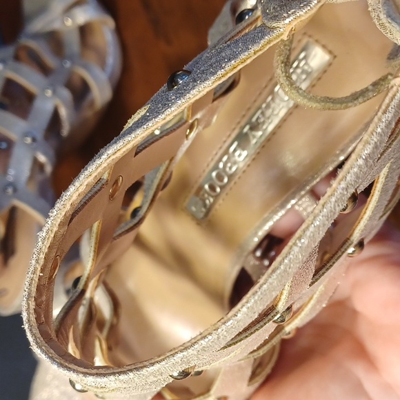 Audrey Brooke heels - Picture 9 of 16